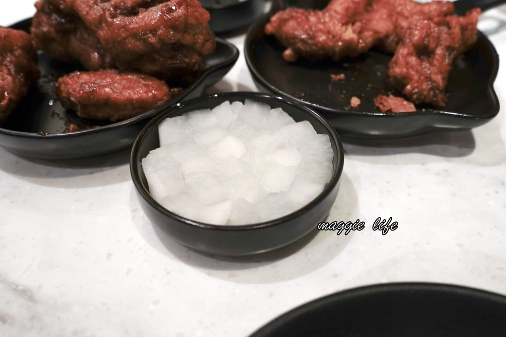 橋村炸雞，韓國一定要吃的炸雞，怎麼在台北我有點失望！