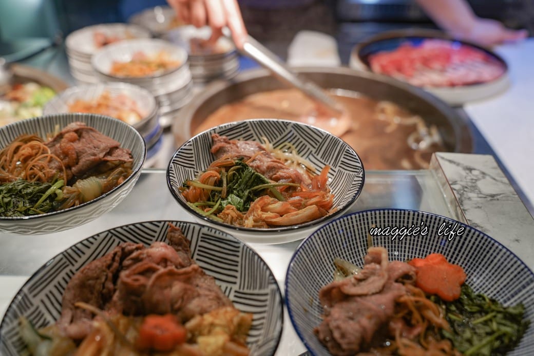 台北寒舍艾美酒店探索廚房|推薦必吃松葉蟹吃到飽，台北五星級飯店自助餐超狂！