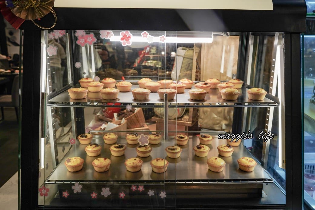 台北寒舍艾美酒店探索廚房|推薦必吃松葉蟹吃到飽，台北五星級飯店自助餐超狂！