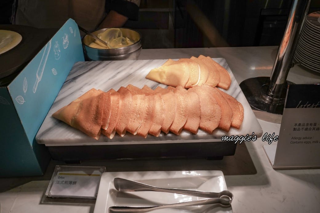 台北寒舍艾美酒店探索廚房|推薦必吃松葉蟹吃到飽，台北五星級飯店自助餐超狂！