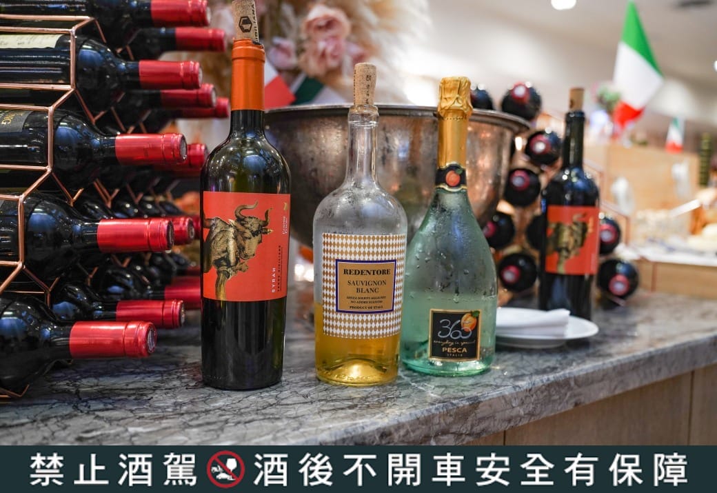 台北福華大飯店｜彩虹座自助餐吃到飽，義大利美食節17區新菜色，生蠔鮑魚螃蟹現煎牛排生牛肉，紅白酒啤酒香檳無限暢飲，價位菜色大公開！