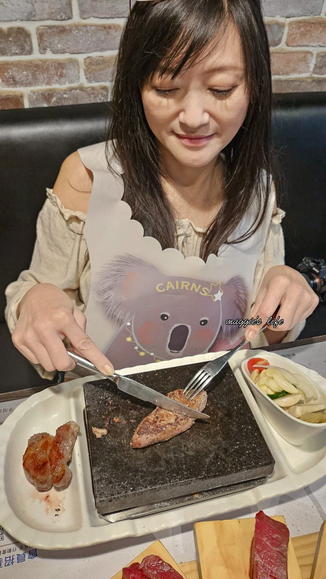 凱恩斯岩燒牛排｜400度火燒岩石，約會生日聚餐牛排餐廳推薦