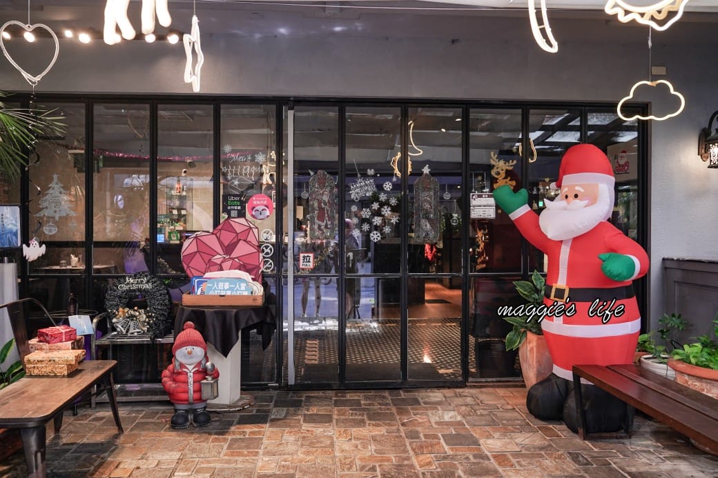 凱恩斯岩燒牛排｜400度火燒岩石，約會生日聚餐牛排餐廳推薦