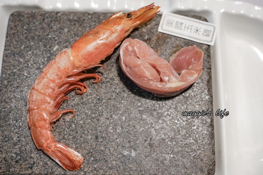 凱恩斯岩燒牛排｜400度火燒岩石，約會生日聚餐牛排餐廳推薦