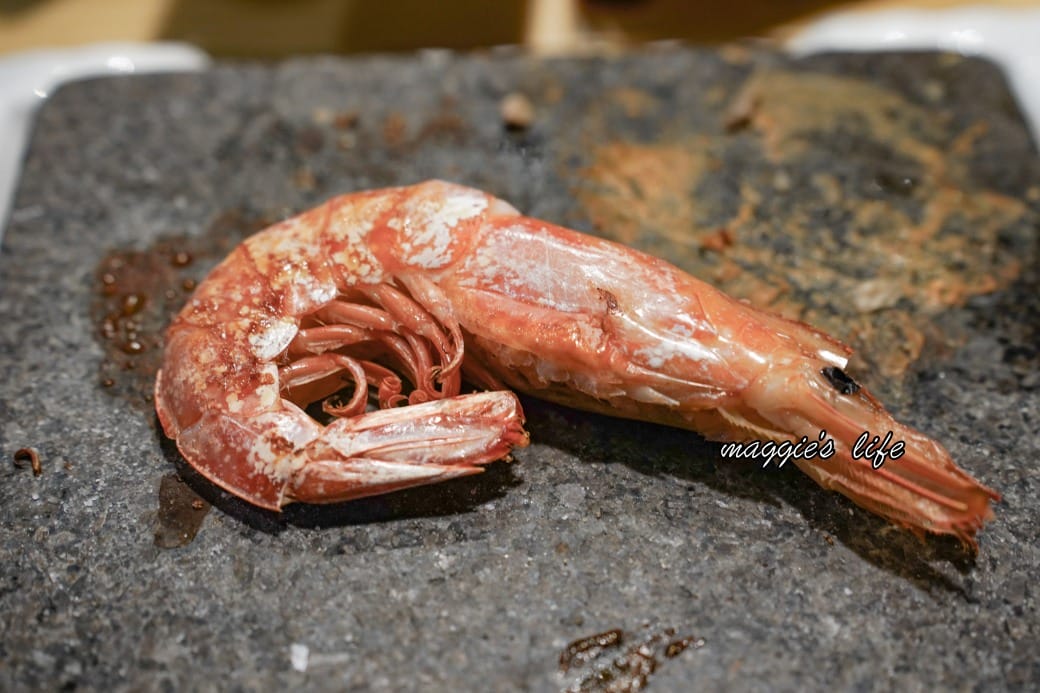 凱恩斯岩燒牛排｜400度火燒岩石，約會生日聚餐牛排餐廳推薦