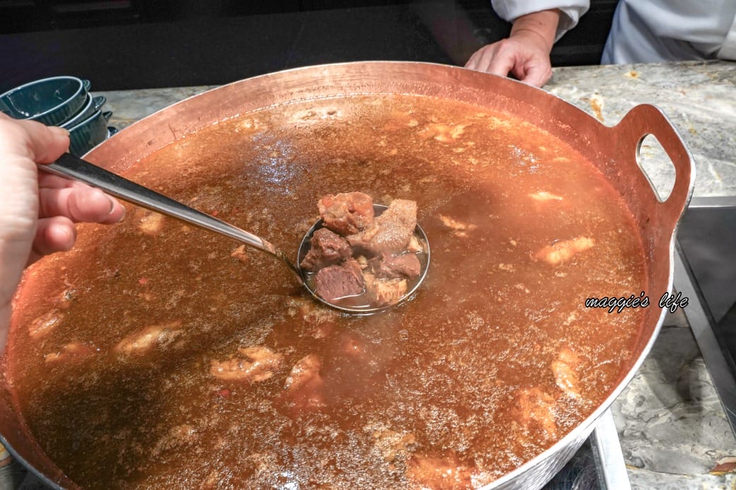 島語自助餐廳，超級難訂，還是要吃！到底要怎麼訂！