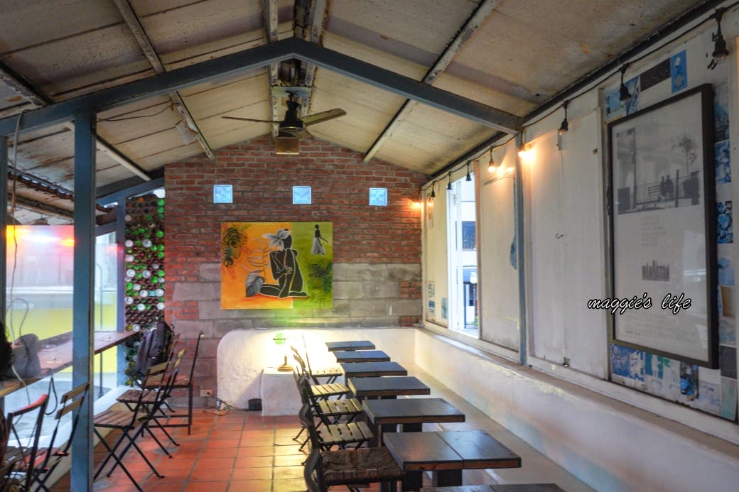 天使熱愛的生活咖啡廳，淡水老街隱藏版咖啡廳，看海景看夕陽聊天的好地方