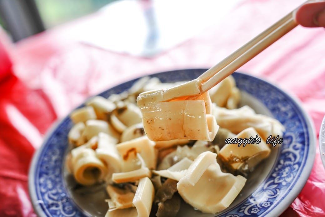 陽明山青菜園，竹子湖旁土雞美食推薦，天天大爆滿（菜單）