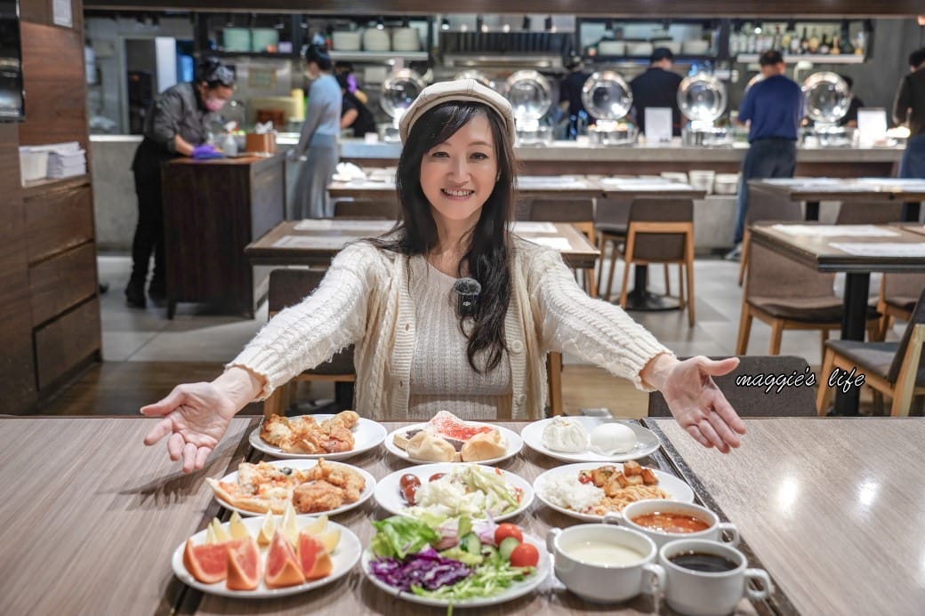 台北饗犇牛排館｜洛基飯店南京館二樓，只要339起就吃得到品質很好的牛排、披薩、熟食、沙拉吃到飽