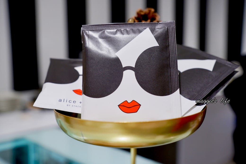 全球第一間alice + olivia café插旗新光三越A8,時尚又可愛的 Stacey Face 娃娃頭超級療癒,快約姊姊妹妹來下午茶吧 - 第19張圖 全球第一間alice + olivia café插旗新光三越A8,時尚又可愛的 Stacey Face 娃娃頭超級療癒,快約姊姊妹妹來下午茶吧