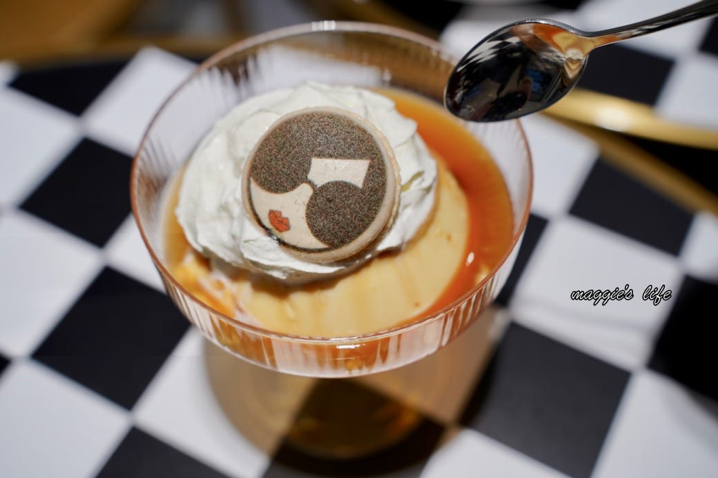 全球第一間alice + olivia café插旗新光三越A8，時尚又可愛的 Stacey Face 娃娃頭超級療癒，快約姊姊妹妹來下午茶吧