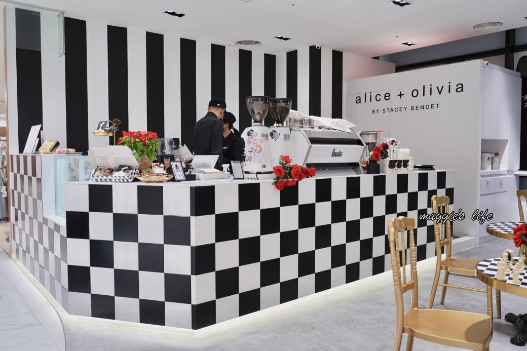 全球第一間alice + olivia café插旗新光三越A8，時尚又可愛的 Stacey Face 娃娃頭超級療癒，快約姊姊妹妹來下午茶吧