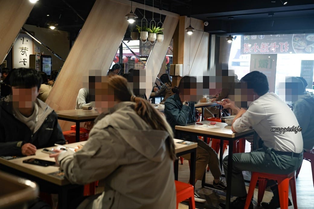 小巷子清燉牛肉麵台北四平店,松江南京美食台北牛肉麵推薦,湯頭清甜很厲害,滷味必點 - 第9張圖 小巷子清燉牛肉麵台北四平店,松江南京美食台北牛肉麵推薦,湯頭清甜很厲害,滷味必點