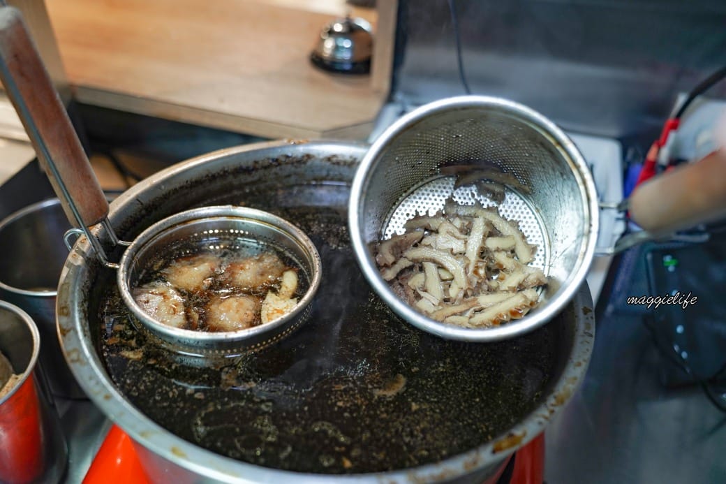 小巷子清燉牛肉麵台北四平店,松江南京美食台北牛肉麵推薦,湯頭清甜很厲害,滷味必點 - 第48張圖 小巷子清燉牛肉麵台北四平店,松江南京美食台北牛肉麵推薦,湯頭清甜很厲害,滷味必點