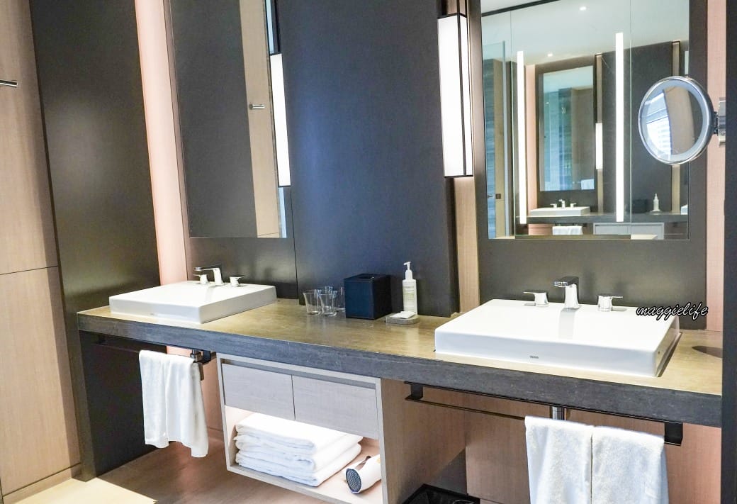 宜蘭溫泉飯店｜礁溪寒沐酒店，礁溪親子飯店高評價二訪推薦，獨立、戶外泡湯室，裸湯美人湯，兒童電競室，賽車跑道，溫水泳池滑水道超享受