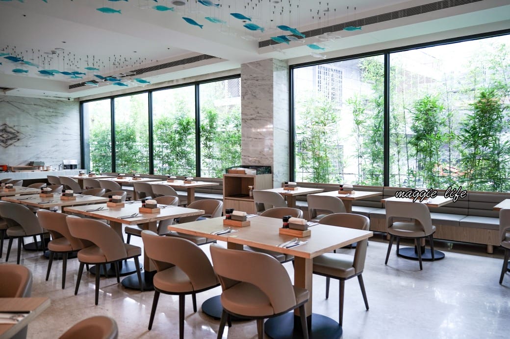 宜蘭礁溪葛瑪蘭之星飯店星苑自助餐吃到飽，只要580就可以吃到當季海鮮爐烤牛排吃到飽