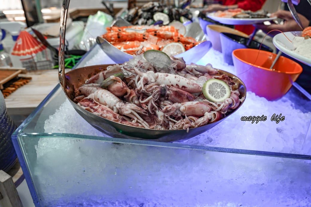 宜蘭礁溪葛瑪蘭之星飯店星苑自助餐吃到飽，只要580就可以吃到當季海鮮爐烤牛排吃到飽