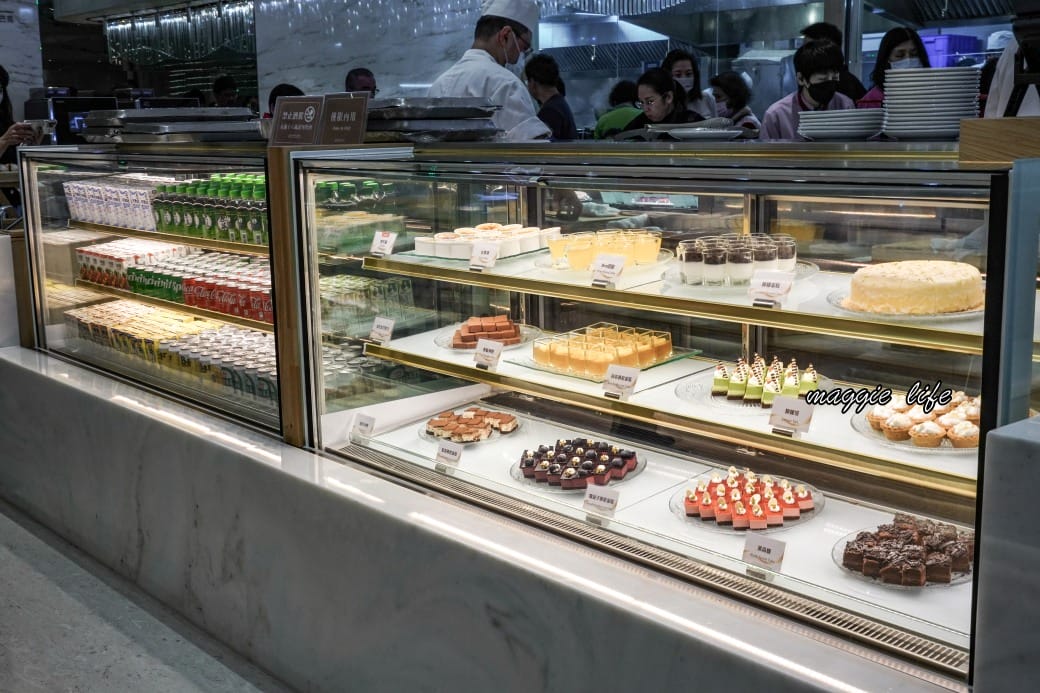 宜蘭礁溪葛瑪蘭之星飯店星苑自助餐吃到飽，只要580就可以吃到當季海鮮爐烤牛排吃到飽