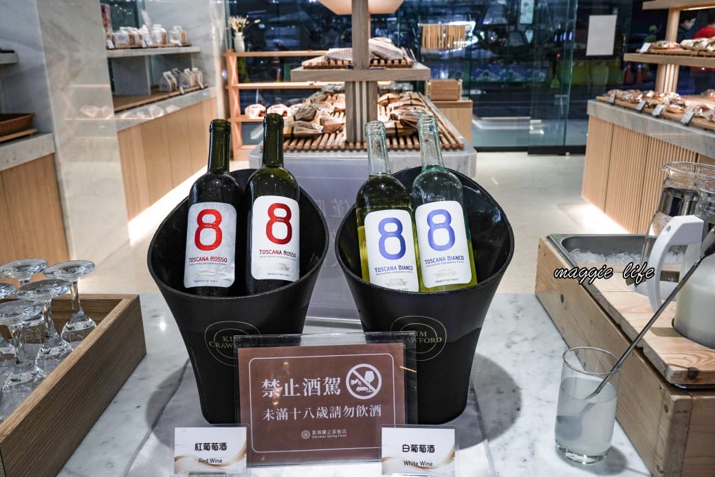 宜蘭礁溪葛瑪蘭之星飯店星苑自助餐吃到飽，只要580就可以吃到當季海鮮爐烤牛排吃到飽