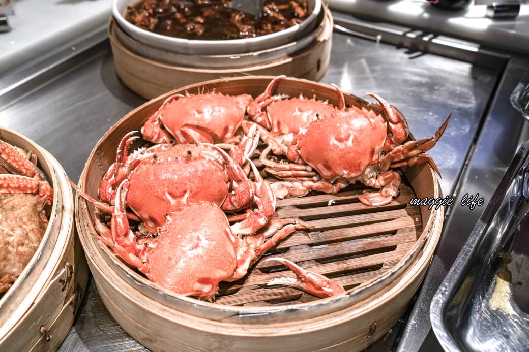 宜蘭礁溪葛瑪蘭之星飯店星苑自助餐吃到飽，只要580就可以吃到當季海鮮爐烤牛排吃到飽