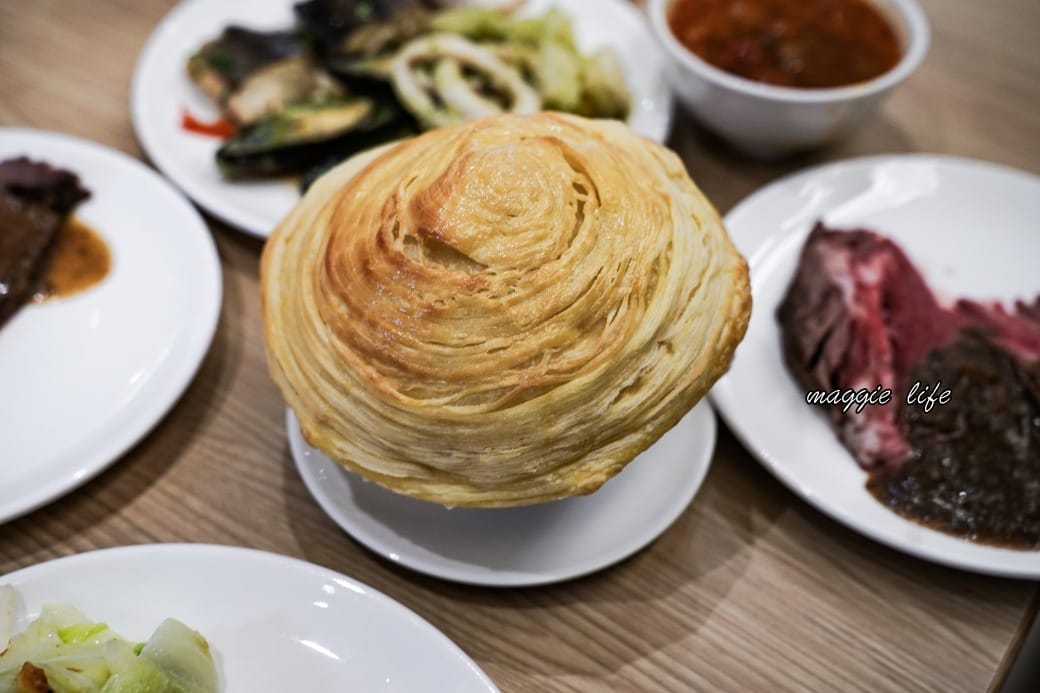 宜蘭礁溪葛瑪蘭之星飯店星苑自助餐吃到飽，只要580就可以吃到當季海鮮爐烤牛排吃到飽