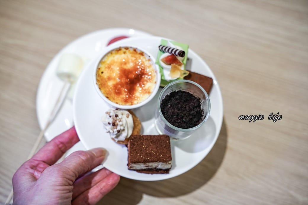 宜蘭礁溪葛瑪蘭之星飯店星苑自助餐吃到飽，只要580就可以吃到當季海鮮爐烤牛排吃到飽