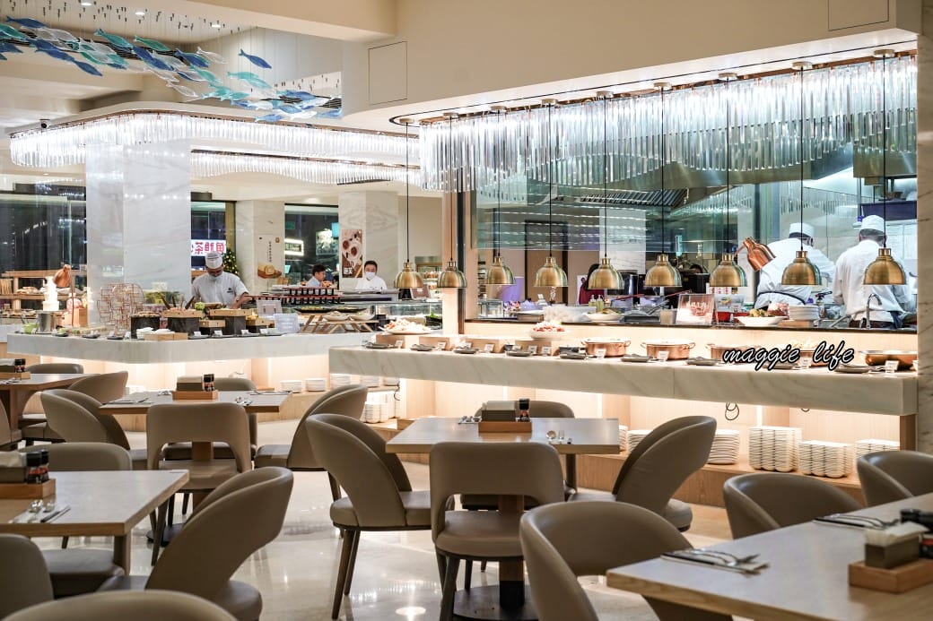 宜蘭礁溪葛瑪蘭之星飯店星苑自助餐吃到飽，只要580就可以吃到當季海鮮爐烤牛排吃到飽