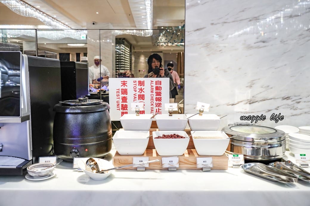 宜蘭礁溪葛瑪蘭之星飯店星苑自助餐吃到飽，只要580就可以吃到當季海鮮爐烤牛排吃到飽