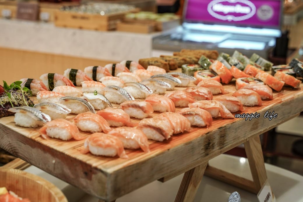 宜蘭礁溪葛瑪蘭之星飯店星苑自助餐吃到飽，只要580就可以吃到當季海鮮爐烤牛排吃到飽