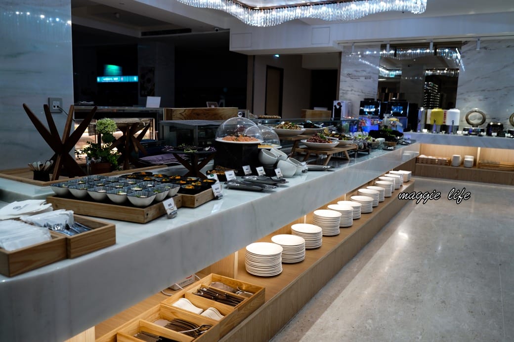 葛瑪蘭之星飯店自助早餐吃到飽 ，中式日式西式豐盛自助早餐通通都有，一泊二食溫泉飯店超級讚