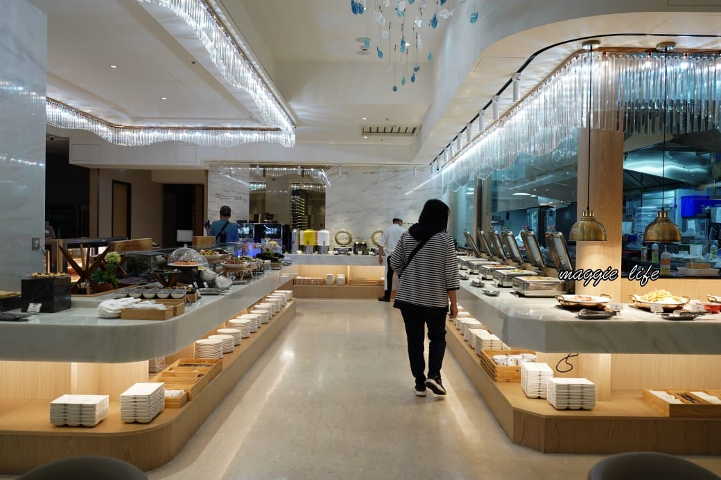 葛瑪蘭之星飯店自助早餐吃到飽 ，中式日式西式豐盛自助早餐通通都有，一泊二食溫泉飯店超級讚