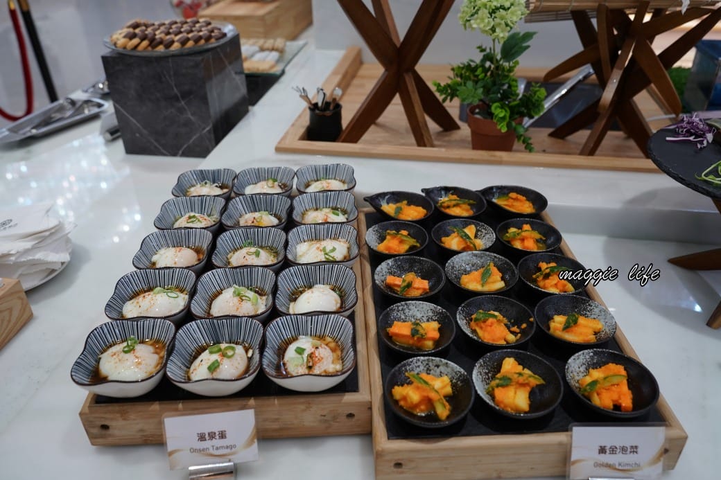 葛瑪蘭之星飯店自助早餐吃到飽 ，中式日式西式豐盛自助早餐通通都有，一泊二食溫泉飯店超級讚