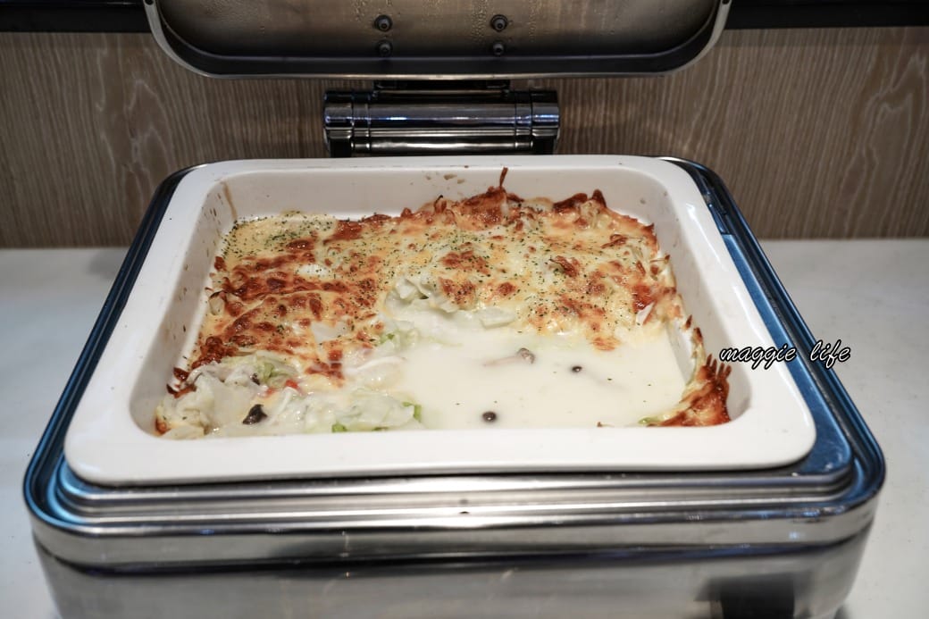 葛瑪蘭之星飯店自助早餐吃到飽 ，中式日式西式豐盛自助早餐通通都有，一泊二食溫泉飯店超級讚