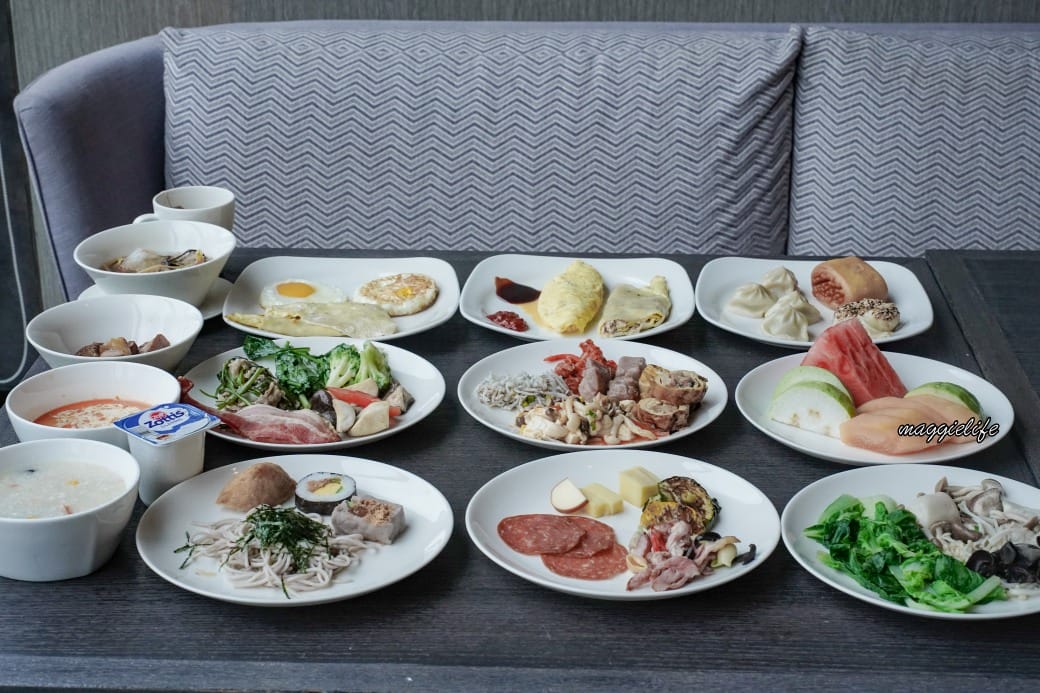 宜蘭礁溪寒沐酒店｜自助早餐MU TABLE吃到飽，百種以上中西日式自助早餐，大片落地窗的景觀豪華餐吃到飽