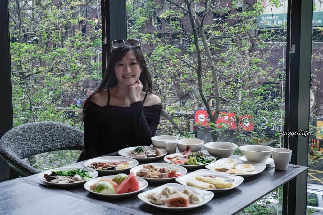 宜蘭溫泉飯店｜礁溪寒沐酒店，礁溪親子飯店高評價二訪推薦，獨立、戶外泡湯室，裸湯美人湯，兒童電競室，賽車跑道，溫水泳池滑水道超享受