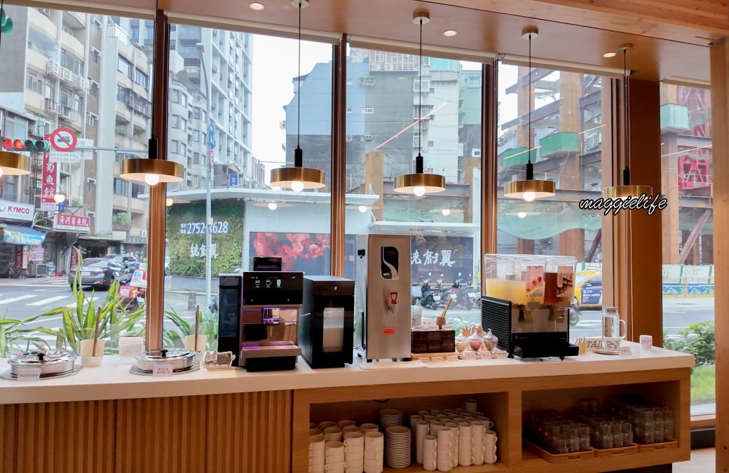 育成蕃薯藤餐廳下午茶｜220起就有餐點加有機咖啡養生茶無限暢飲甜品吃到飽CP值爆炸高