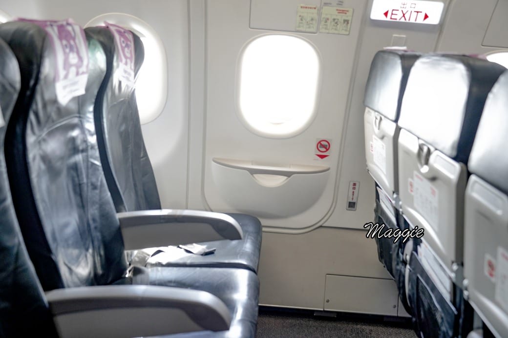 台灣虎航開箱，廉價航空座位空間，餐點，省錢日本自由行到底舒適嗎？