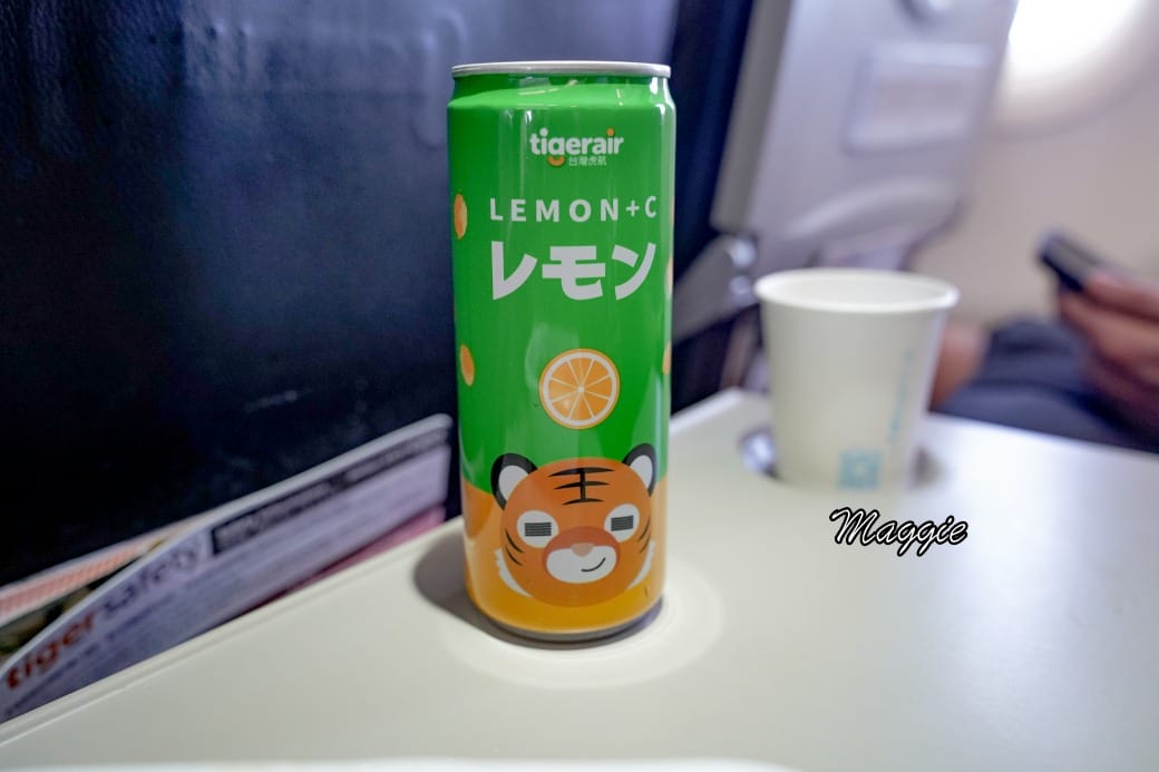 台灣虎航開箱，廉價航空座位空間，餐點，省錢日本自由行到底舒適嗎？