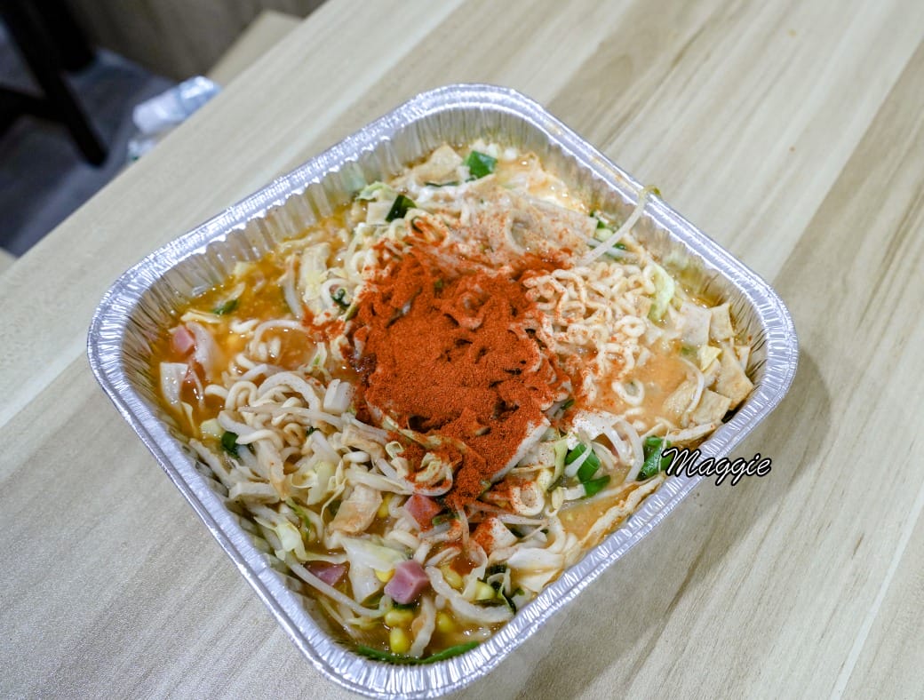 24小時韓國無人拉麵店台北也有拉，新開幕台北中山站美食，24小時不打烊早餐早午餐午餐晚餐宵夜通通可以吃