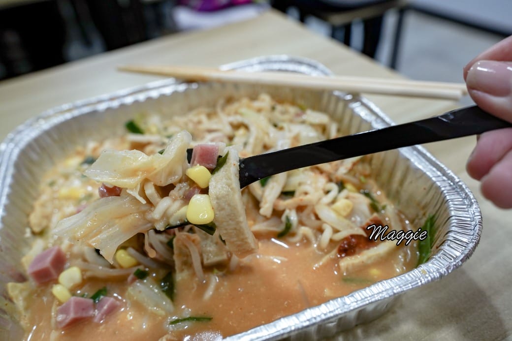 24小時韓國無人拉麵店台北也有拉，新開幕台北中山站美食，24小時不打烊早餐早午餐午餐晚餐宵夜通通可以吃