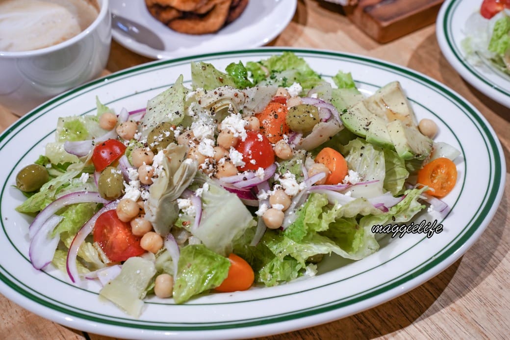 新開幕！Dreamers Coffee Roasters 仁愛店，酪梨早午餐超好吃，現做麵包超香，有插座不限時咖啡，菜單