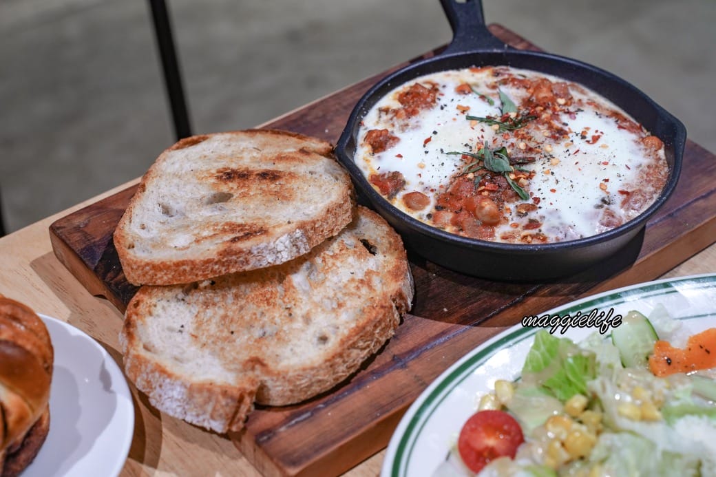 新開幕！Dreamers Coffee Roasters 仁愛店，酪梨早午餐超好吃，現做麵包超香，有插座不限時咖啡，菜單