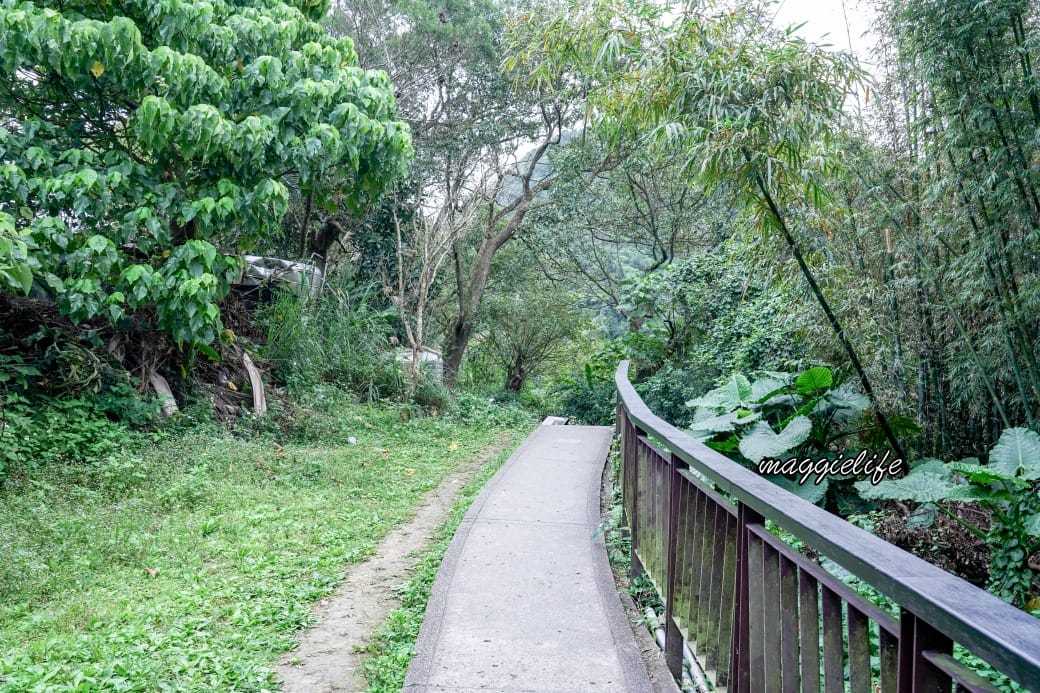 茗穀屋烘培坊，內湖白石湖內的竹林秘境景觀豆花店，白石湖必吃，菜單