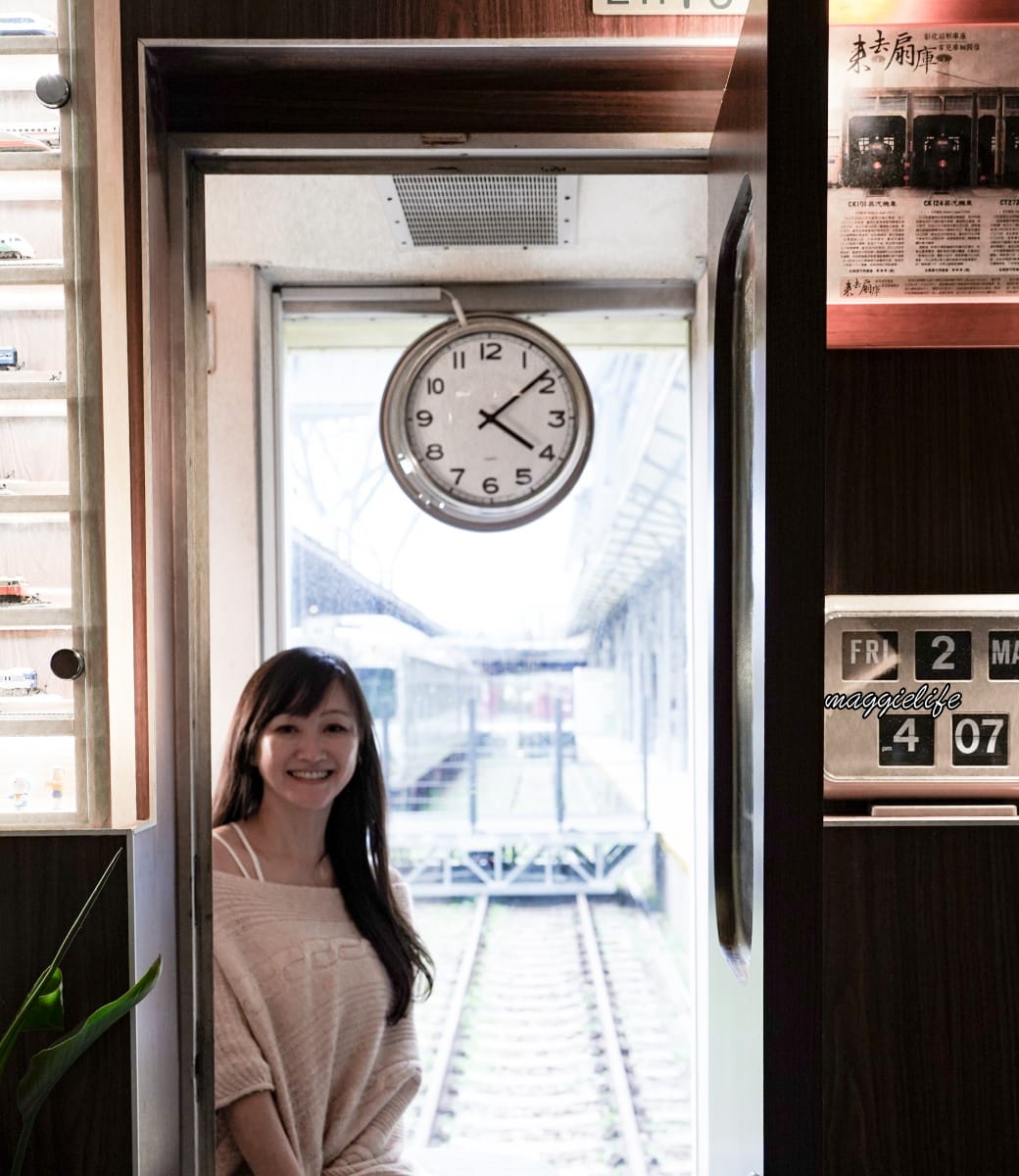 台中咖啡|Mamonaku Cafe把自強號火車變成咖啡廳拉,火車月台上的復古主題咖啡廳 - 第17張圖 台中咖啡|Mamonaku Cafe把自強號火車變成咖啡廳拉,火車月台上的復古主題咖啡廳