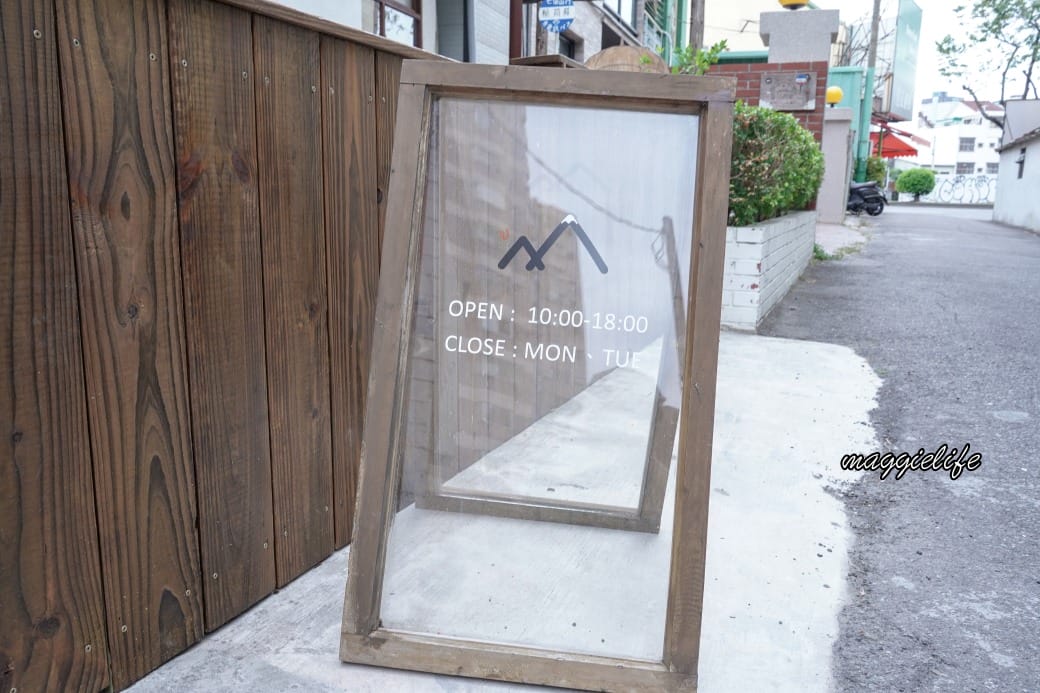 MITAKA 3e cafe 龍貓主題咖啡廳，台中龍貓咖啡廳，龍貓吐司，龍貓拿鐵，超萌的！