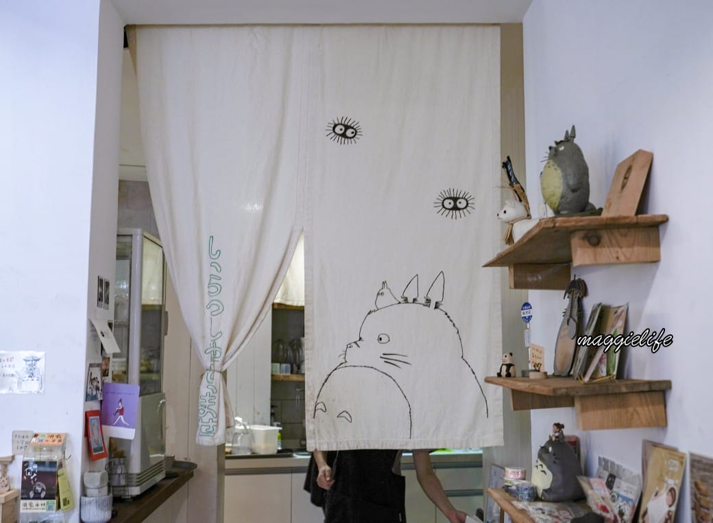 MITAKA 3e cafe 龍貓主題咖啡廳,台中龍貓咖啡廳,龍貓吐司,龍貓拿鐵,超萌的! - 第22張圖 MITAKA 3e cafe 龍貓主題咖啡廳,台中龍貓咖啡廳,龍貓吐司,龍貓拿鐵,超萌的!