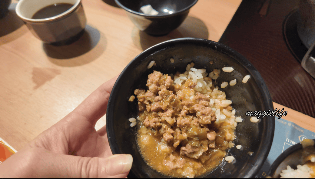 饗樂火烤兩吃鍋物｜$299起肉品跟蔬菜通通吃到飽，還可以火烤兩吃，還送和牛，超過50種食材，CP值爆炸高