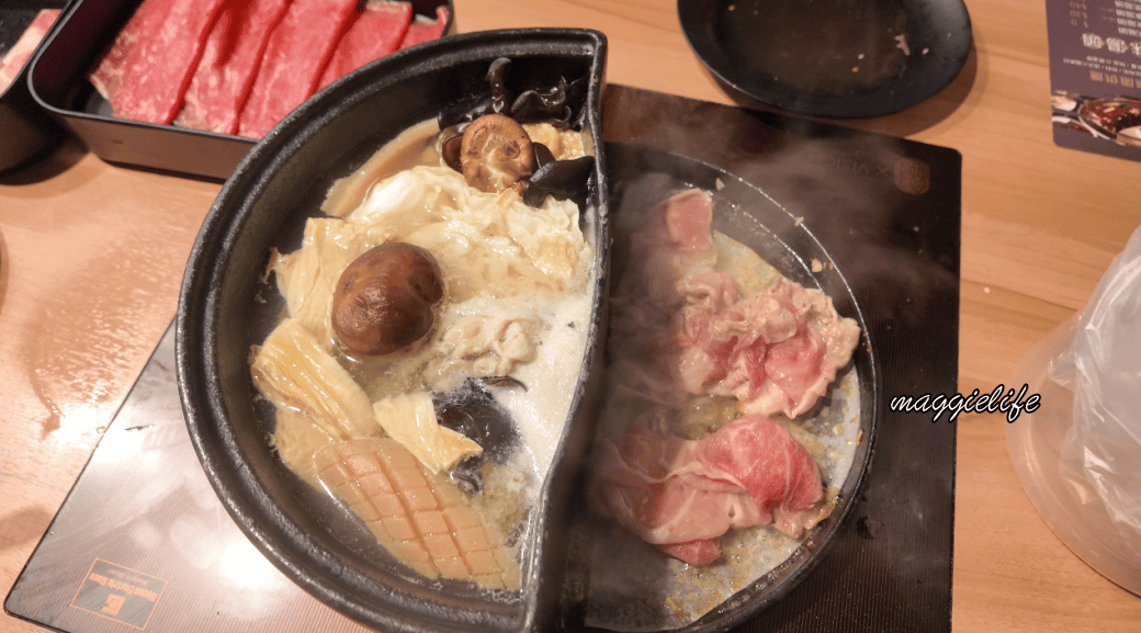 饗樂火烤兩吃鍋物｜$299起肉品跟蔬菜通通吃到飽，還可以火烤兩吃，還送和牛，超過50種食材，CP值爆炸高