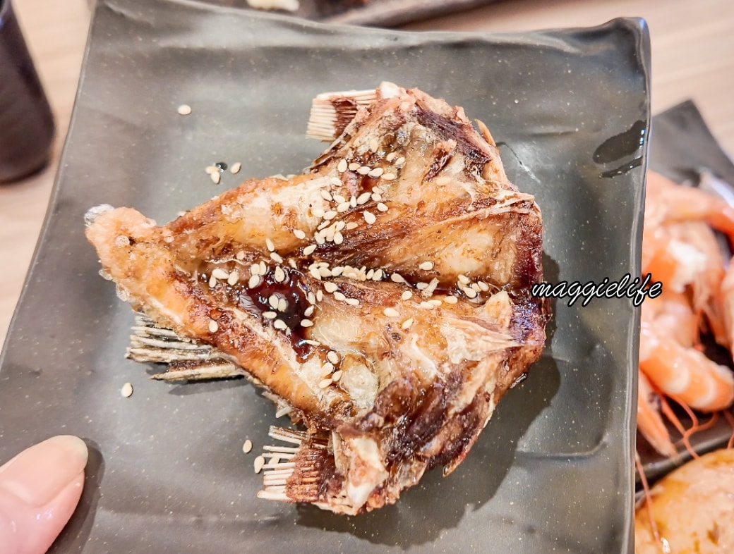 新竹吃到飽｜喜憨兒創作料理新竹建中店，450吃50種日式料理還可以做公益幫助喜憨兒，快來吃