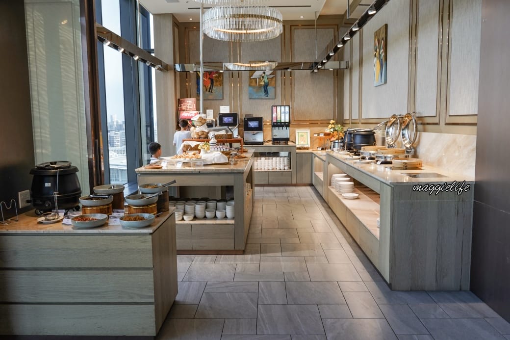 雲百匯Kloud Buffet下午茶自助餐吃到飽只要269，景觀餐廳超美浮雲客棧15樓